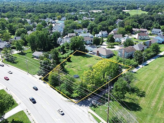 3rd image of 14685 Clayton Rd