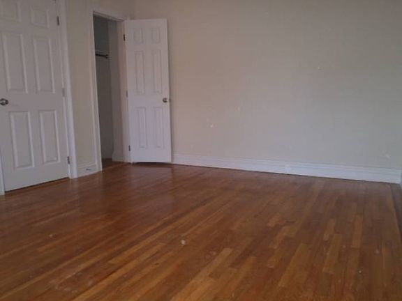 3rd image of 4315 45th St APT 4E