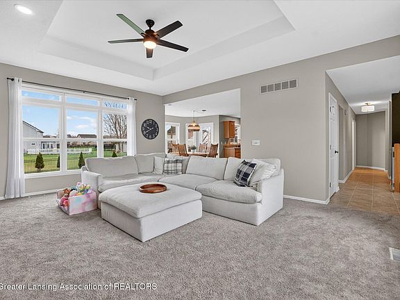 5th image of 1796 Hollowbrook Dr