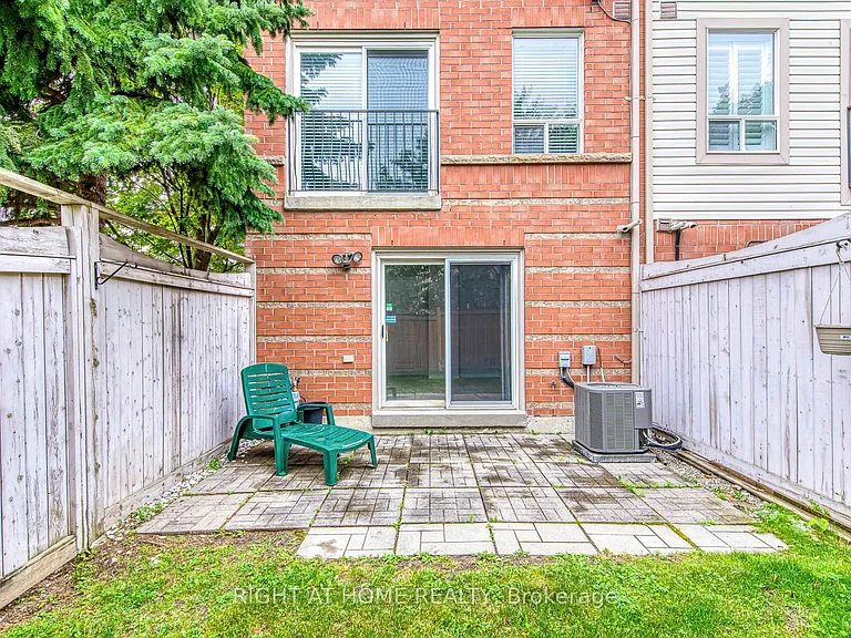38 Fairview Rd W #38 — Photo 45