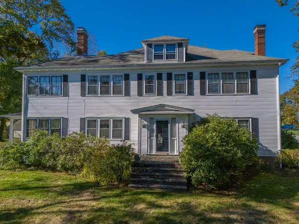 30 White Rock Rd, Warwick, RI 02889