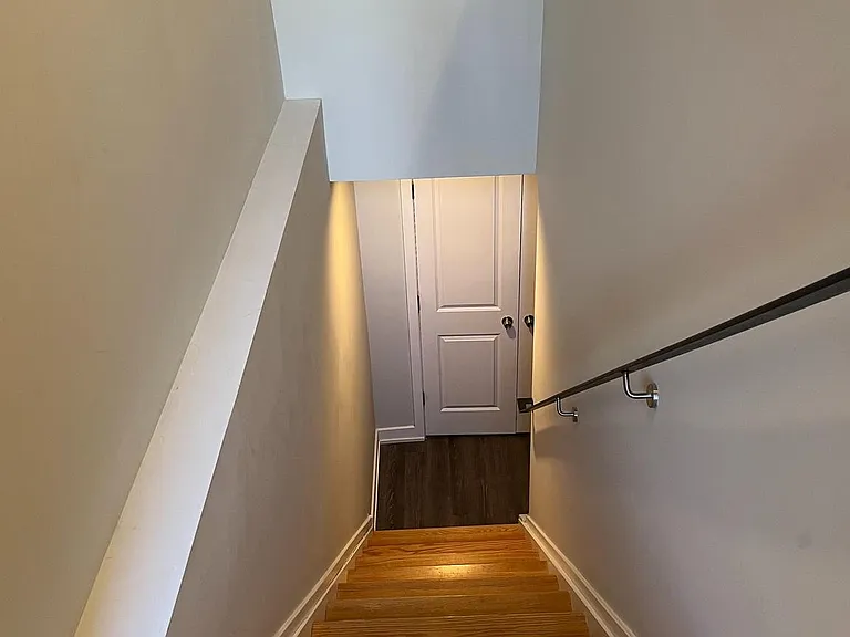2039 N College Ave #A — Photo 29