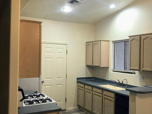 Kitchen - Corian Countertops