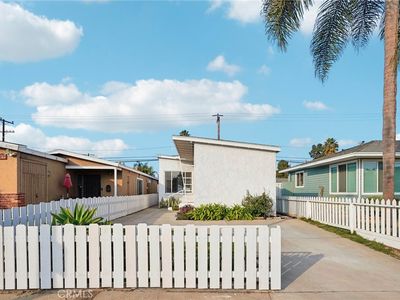 313 E Silva St, Long Beach, CA, 90805