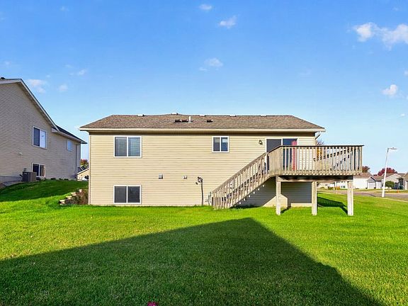 4th image of 3830 Kenosha Dr NW