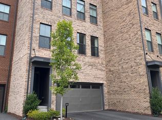 23083 Sullivans Cove Sq, Ashburn, VA 20148