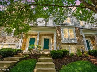 5426 Cloverdale Rd, Hanover Park, IL 60133