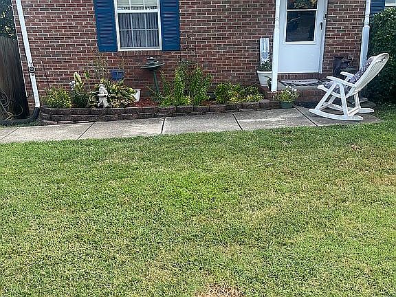 2nd image of 1133 10th Ave E