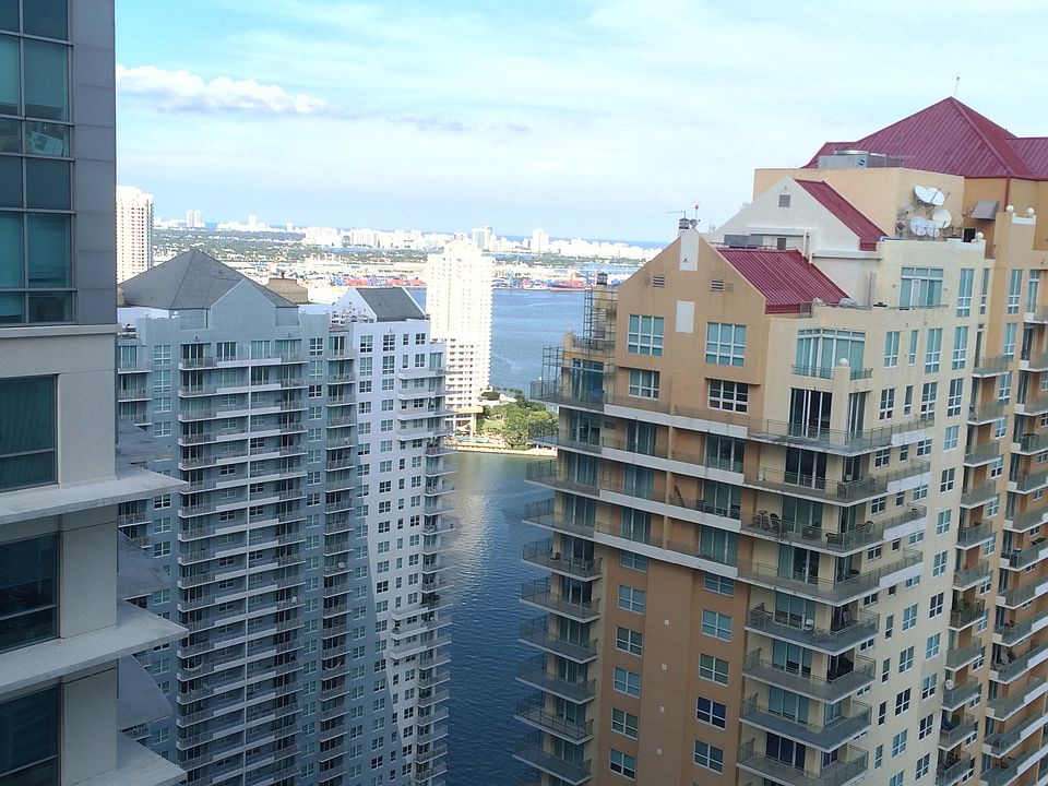 floor 40 views!