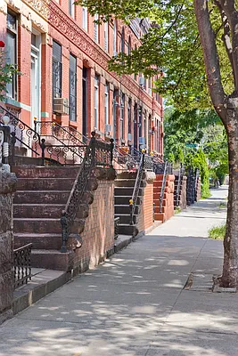 Sold by Compass | media 23