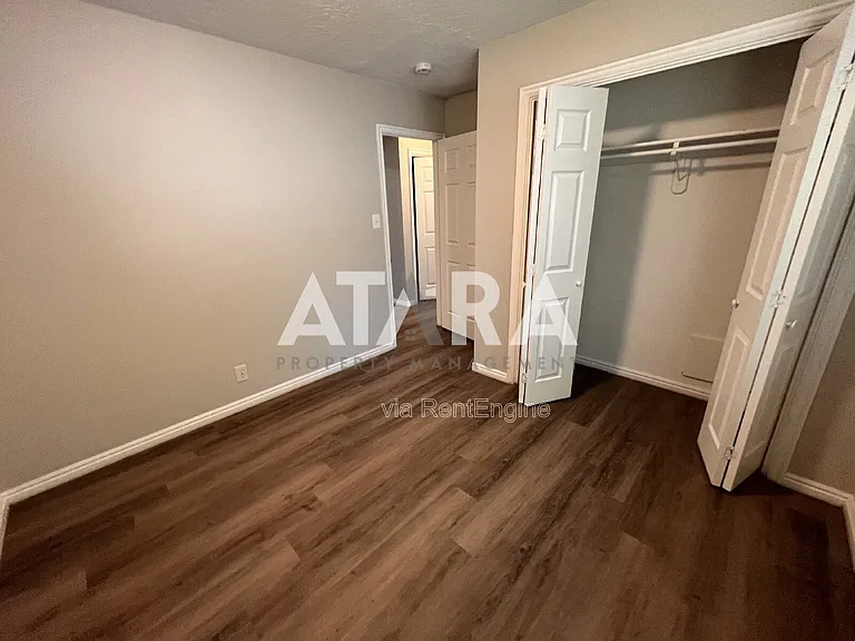 Pine Terrace — Photo 20