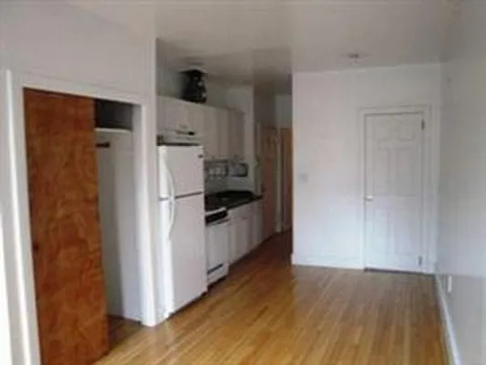 Rented by Douglas Elliman | media 24