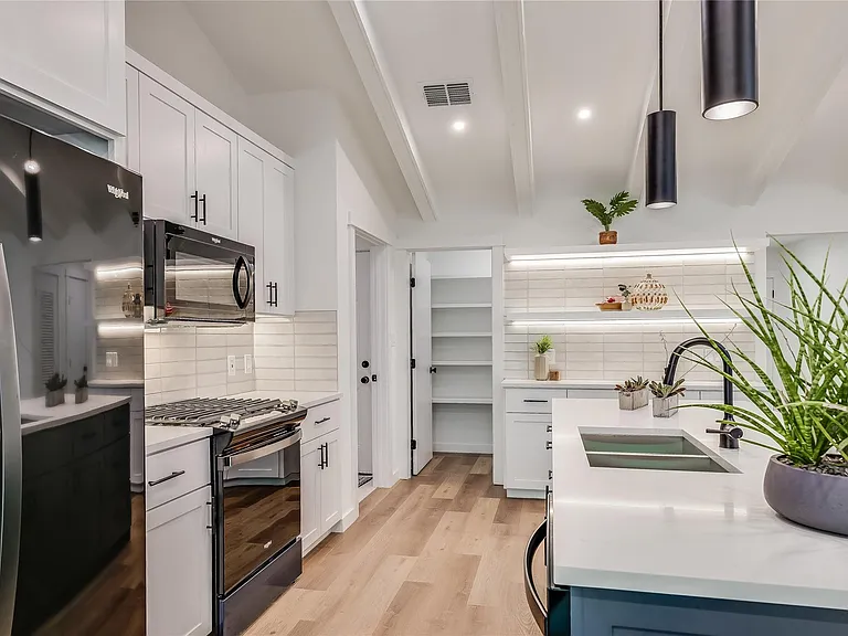 1707 Fawn Dr — Photo 12