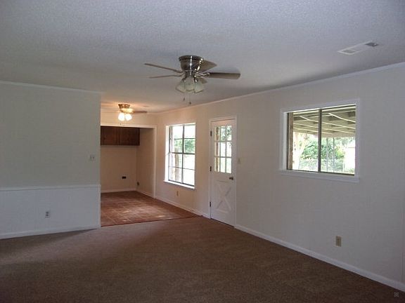 2nd image of 1565 W Pear Ln