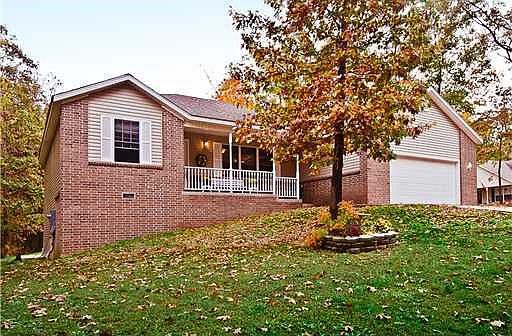 1st image of 2 N Moors Ln