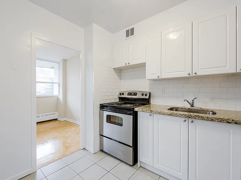 20 Gamble Ave — Photo 8