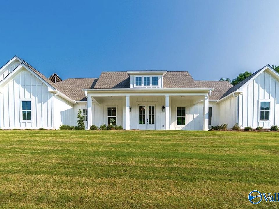 1st image of 725 Corleone Cir