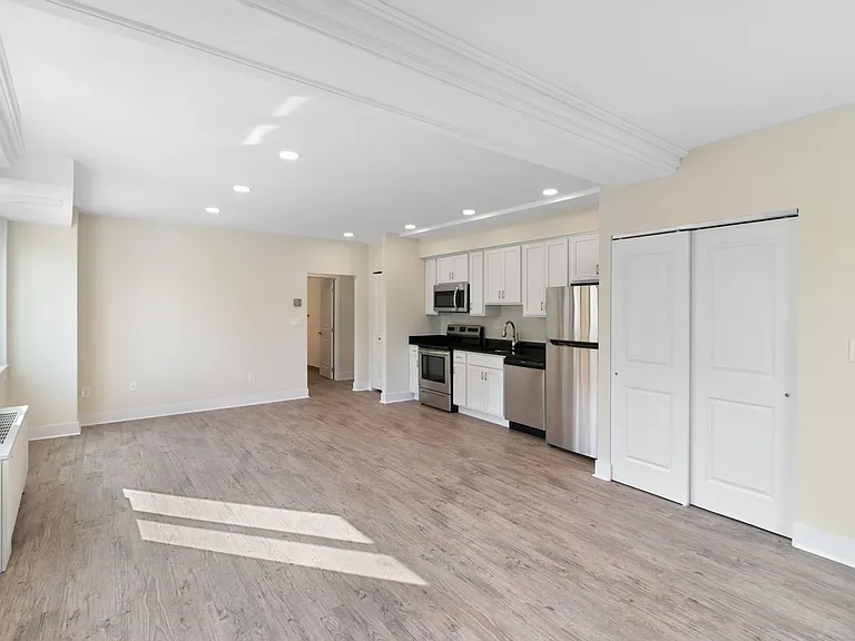 Fyfe Apartments — Photo 51