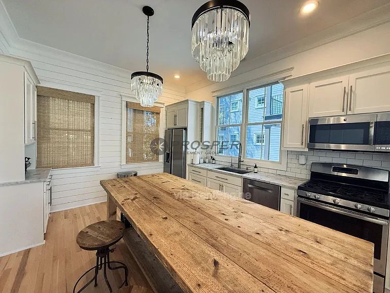 55 Morris St #B — Photo 7