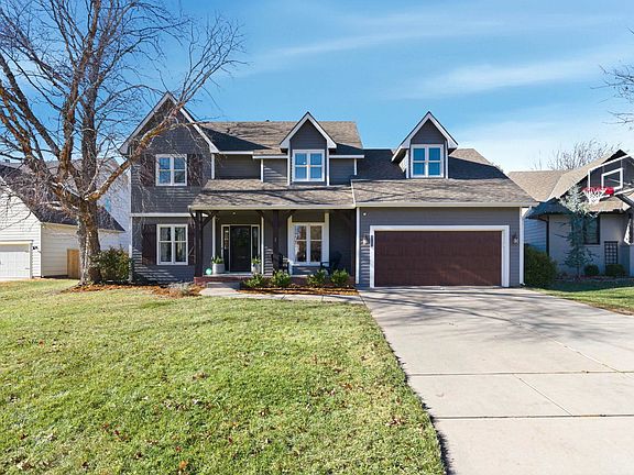 2nd image of 2455 N Vinegate Cir