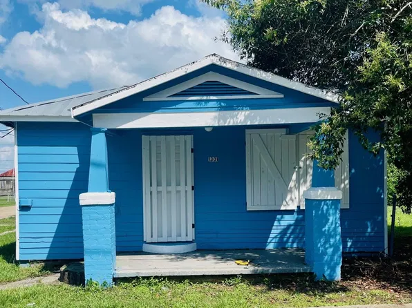 1301 Saint Vincent St, Donaldsonville, LA 70346