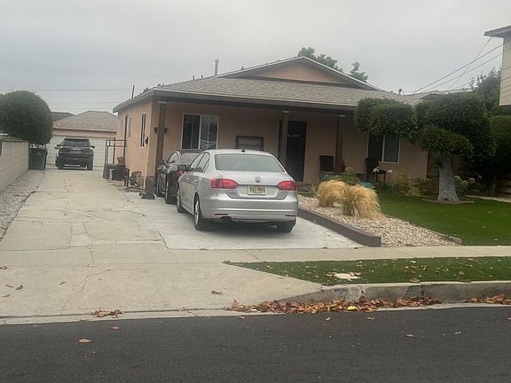 2nd image of 209 E Hazel St #209