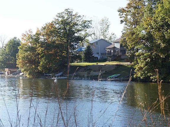 4th image of 14599 Brookhurst Dr