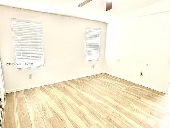 4th image of 20214 NW 52nd Pl