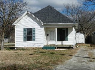 2023 W Scott St, Springfield, MO 65802