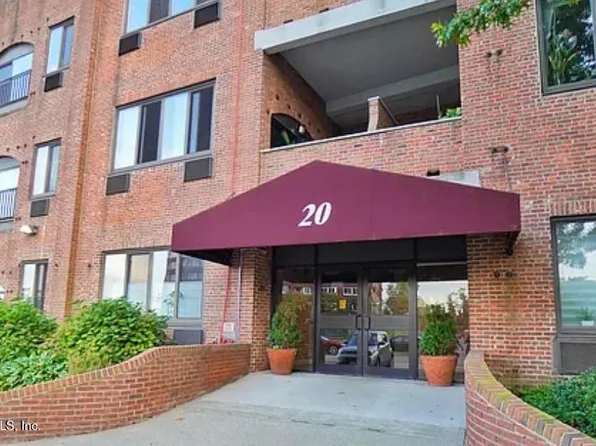 20 Bay Street Lndg #B3d, Staten Island, NY 10301