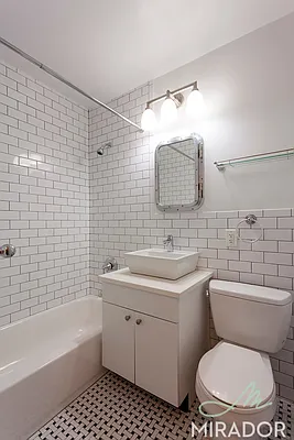 Rented by Mirador Real Estate | media 19