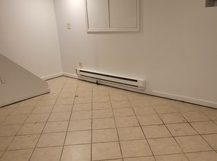 14718 235th St, Rosedale, NY 11422