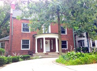 10501 S Longwood Dr, Chicago, IL 60643