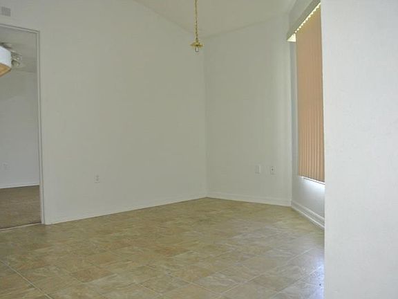 4th image of 7187 Summit Dr