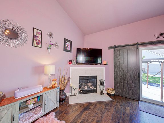 5th image of 13554 Christina Ln
