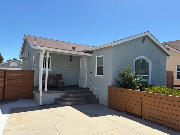 957 W Summerland Ave, San Pedro, CA 90731