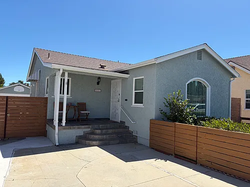 957 W Summerland Ave Photo 1