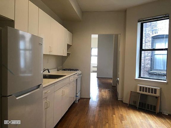 2nd image of 231 E 53rd St APT 5B