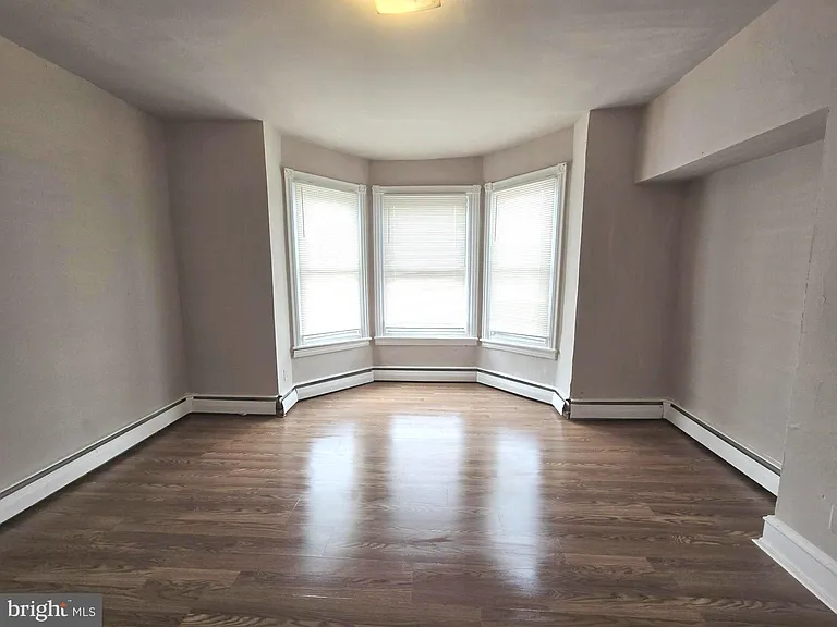 5709 Leonard St #2 — Photo 15