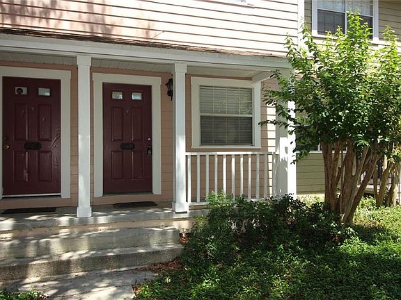 2nd image of 6928 Woodlake Dr #106