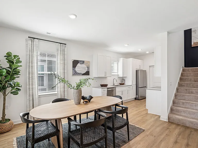 Hamlet Watkins Centre - Homes & Townhomes for Rent — Photo 21