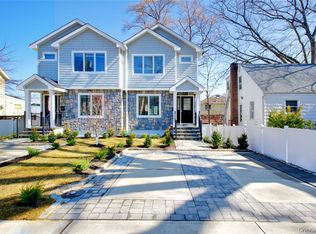 56 Kirkwood Rd #A, Pt Washington, NY 11050
