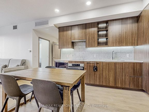 5th image of 85 McMahon Dr #3106