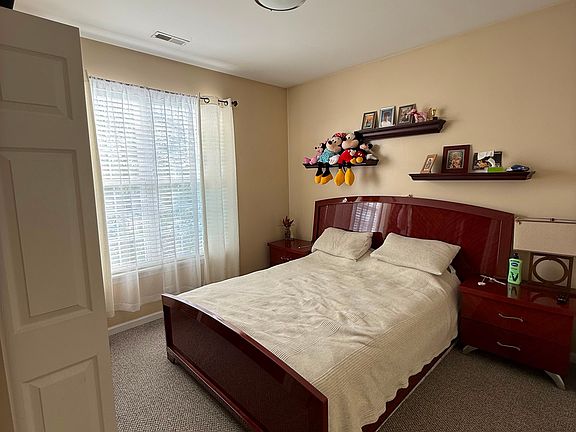 4th image of 153 N Waters Edge Dr APT E