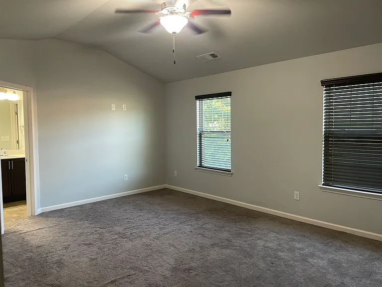 1305 Bridge Peak Ln — Photo 12