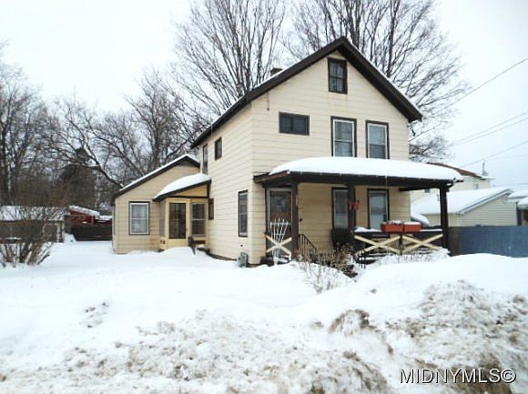 1st image of 205 Charlotte St