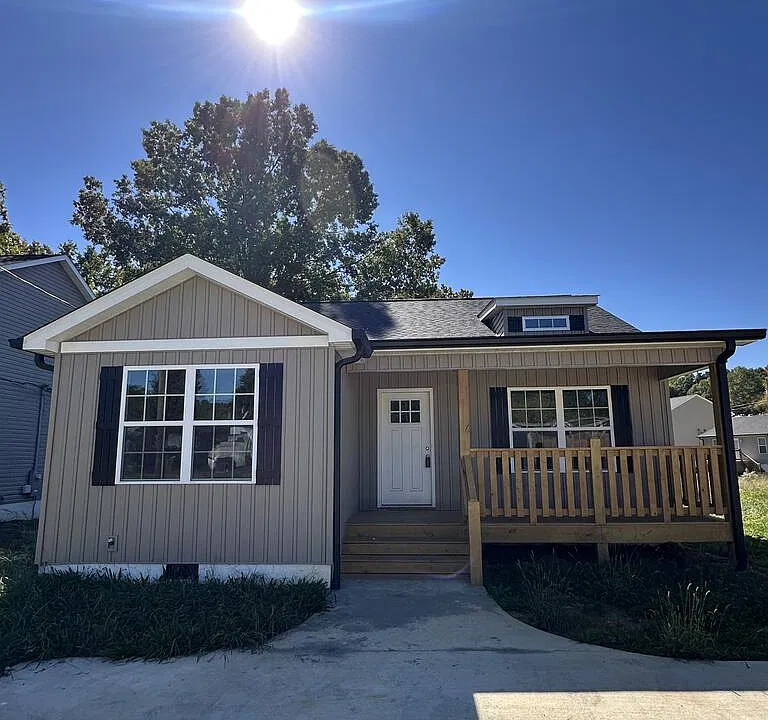 1306 Riverbend Rd