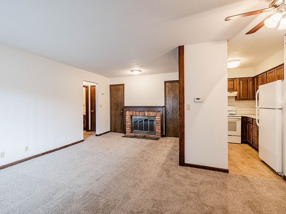 1st image of 1110 F St #1