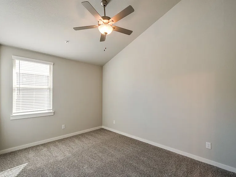750 Fallow Dr — Photo 14