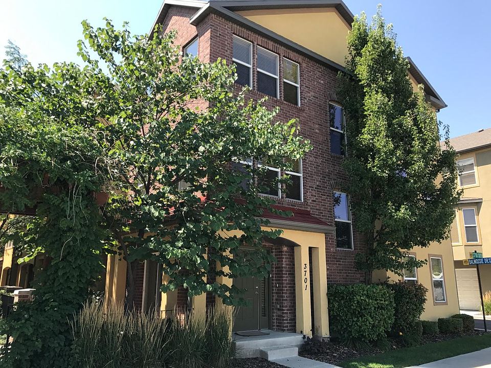 1st image of 3701 S Balmossie Dr